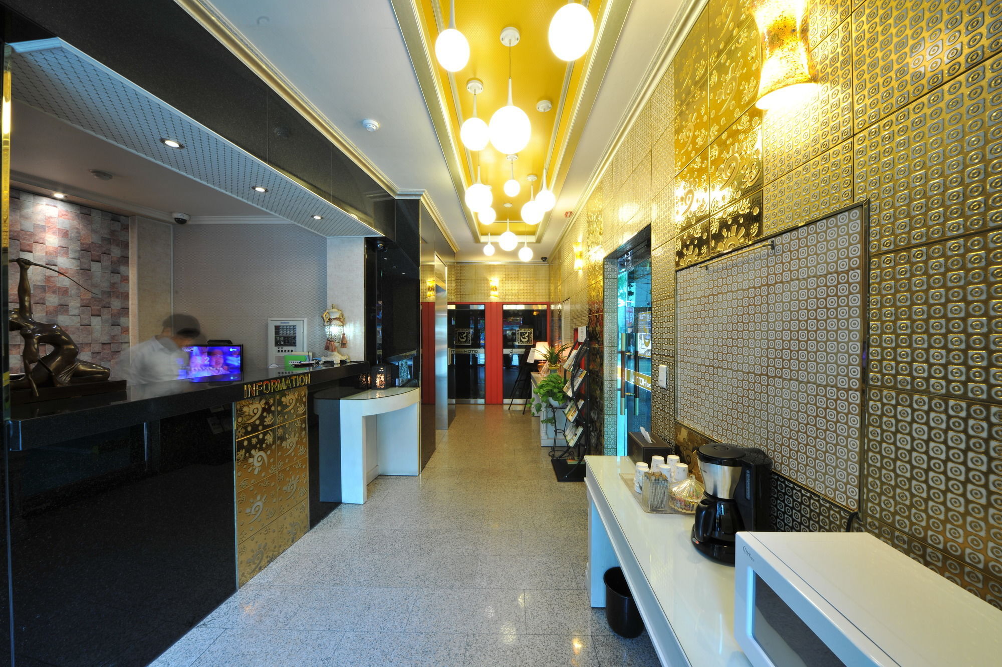 S Hotel Gwangju Metropolitan City Exterior photo